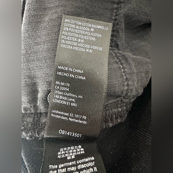 We The Free Black Jean Short - Picture 4 of 13